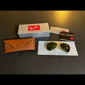 Ray-Ban Classic Aviator RB3025 Small Frame. NIB